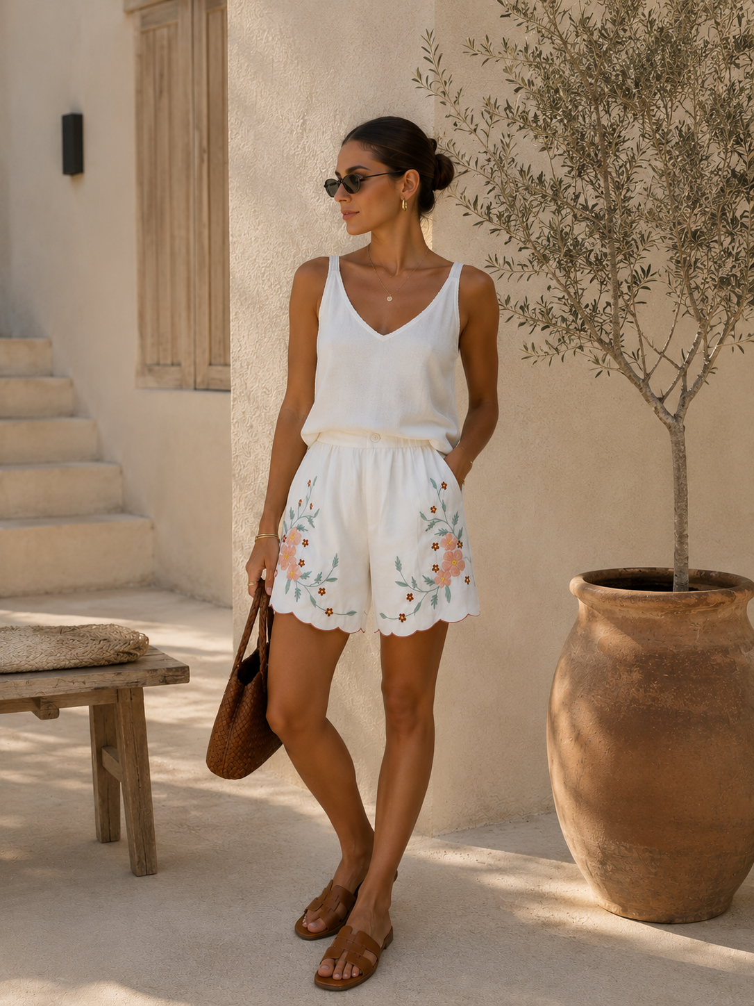 Bestickte Shorts Fiorella in Ivory