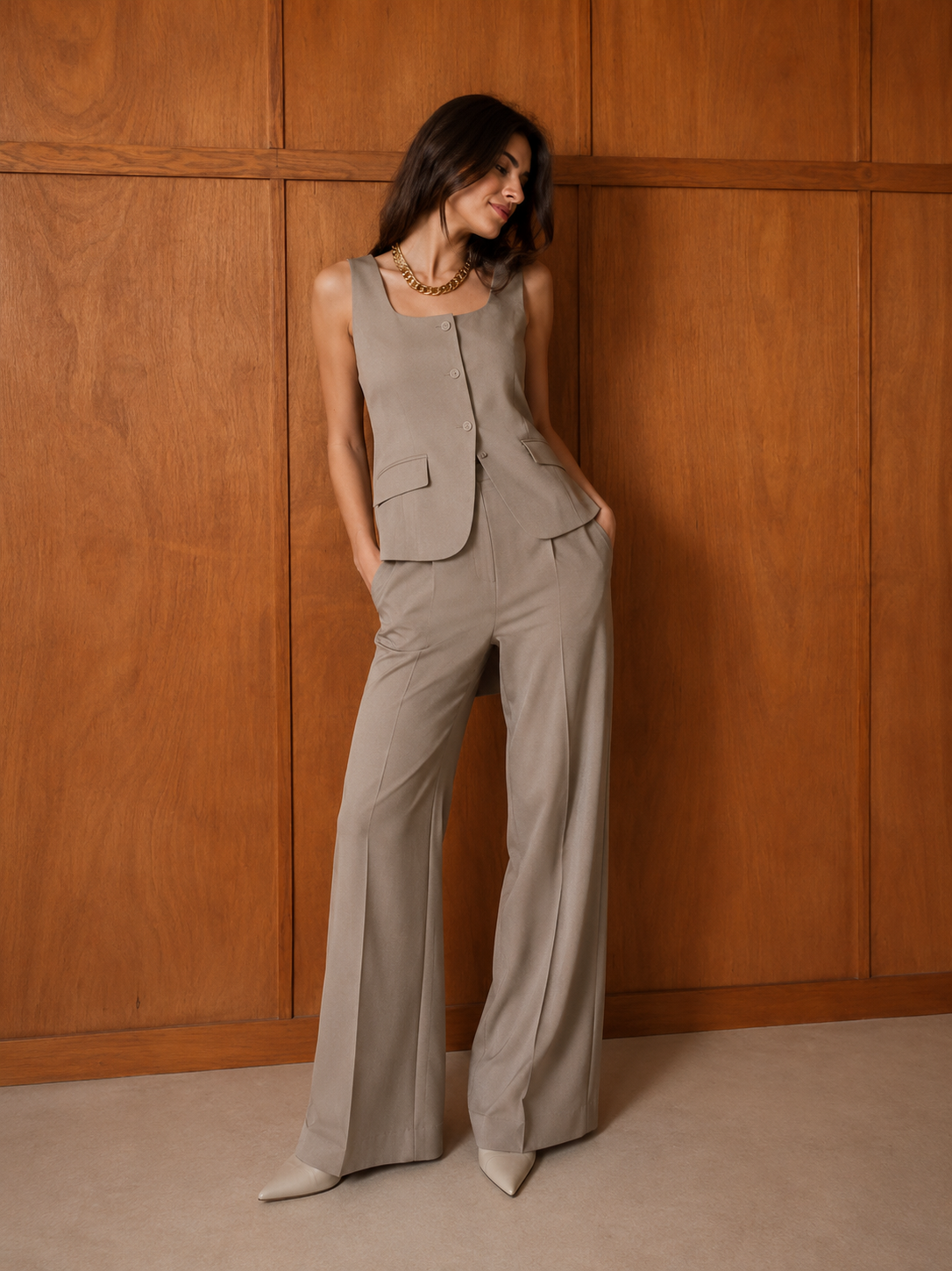 Taillierte Anzugweste Aurelia in Beige/ Taupe