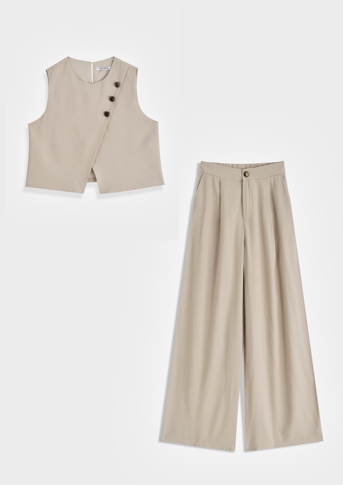 Zweiteiler Mirella in Beige mit asymmetrischer Weste