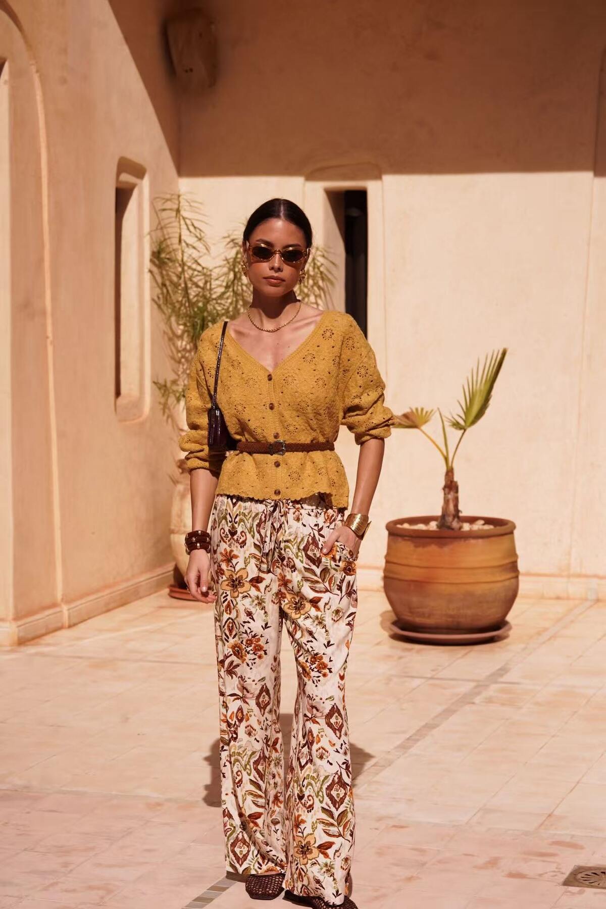 Boho-Print-Hose Marisol in Beige mit weitem Bein