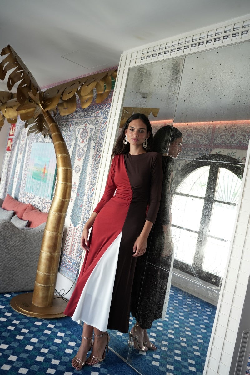 Mora Midikleid Tricolor mit Drapierung