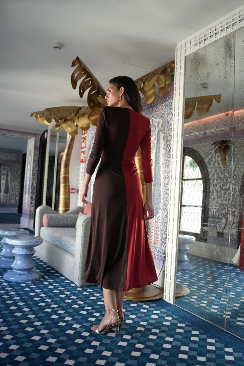 Mora Midikleid Tricolor mit Drapierung